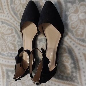 Lovely Black Ankle Wedge Sandles Size 11